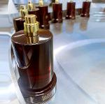 Lohnherstellung und Lohnabfüllung von Parfum